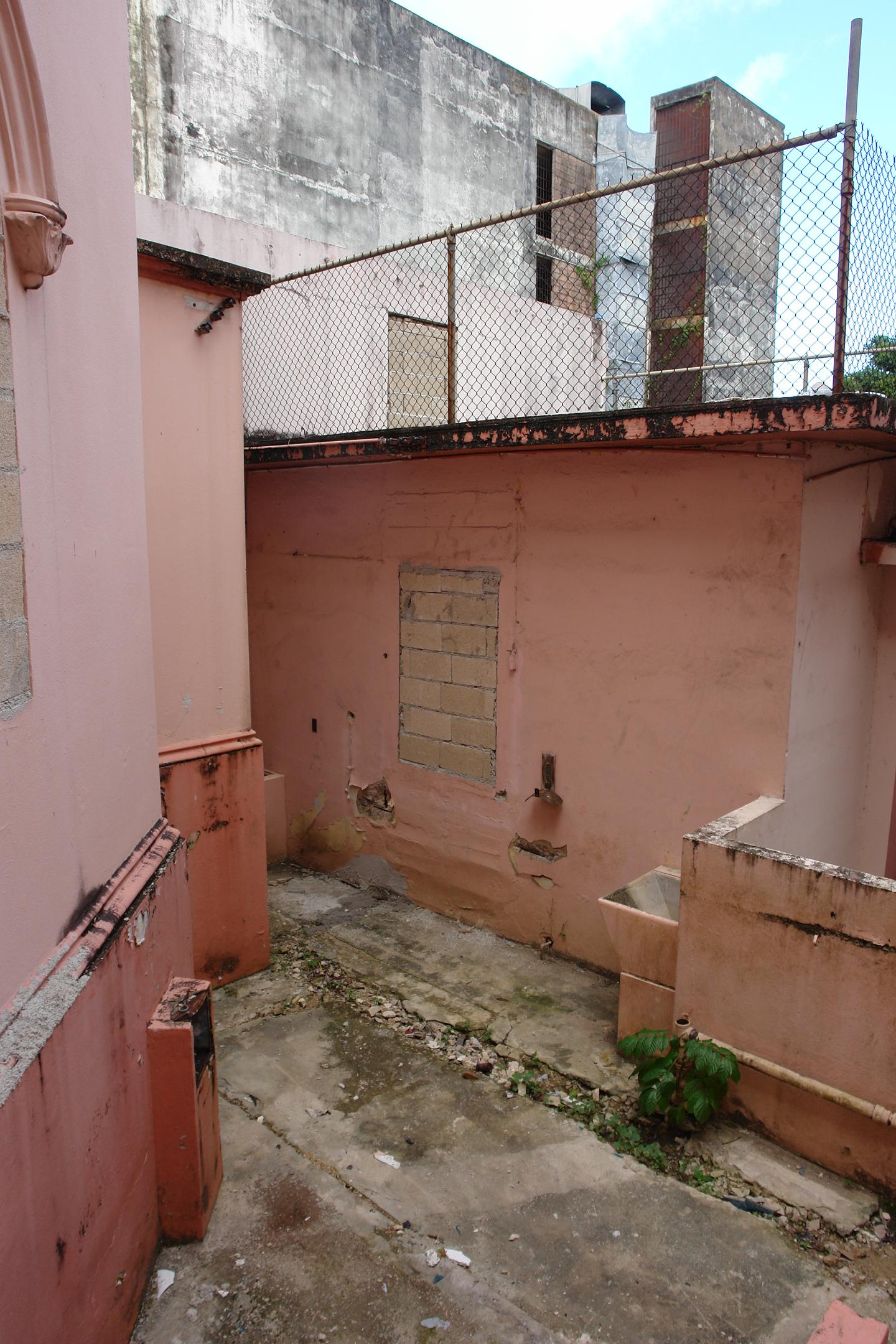 Colegio La Milagrosa - San Juan (Río Piedras) - 2011 00094